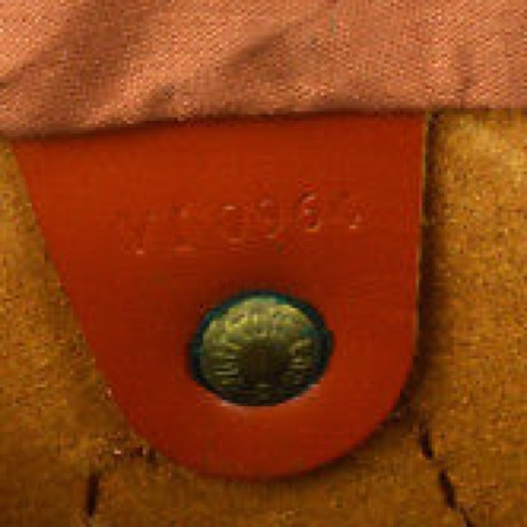 **SOLD**Louis Vuitton Epi Speedy 25 - Picture 7 of 8